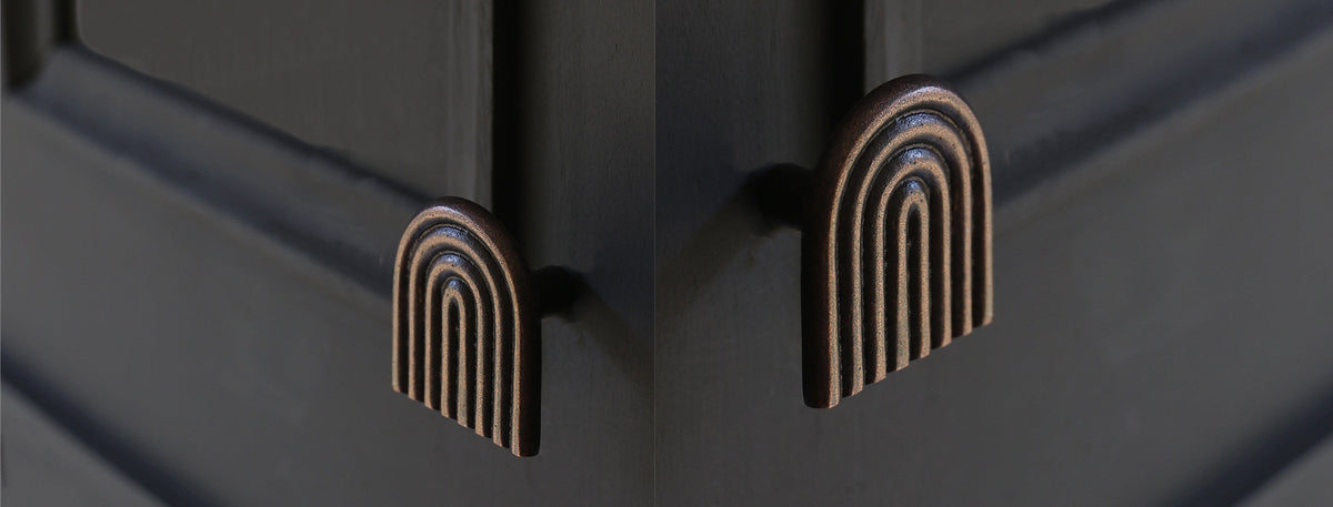 Door pulls and handles