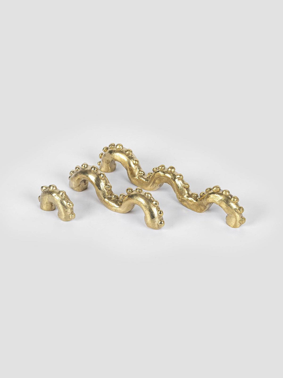 CABINET PULL MEDIUM N°38 - Centers 3.4″ in Brass finish | Mi&Gei