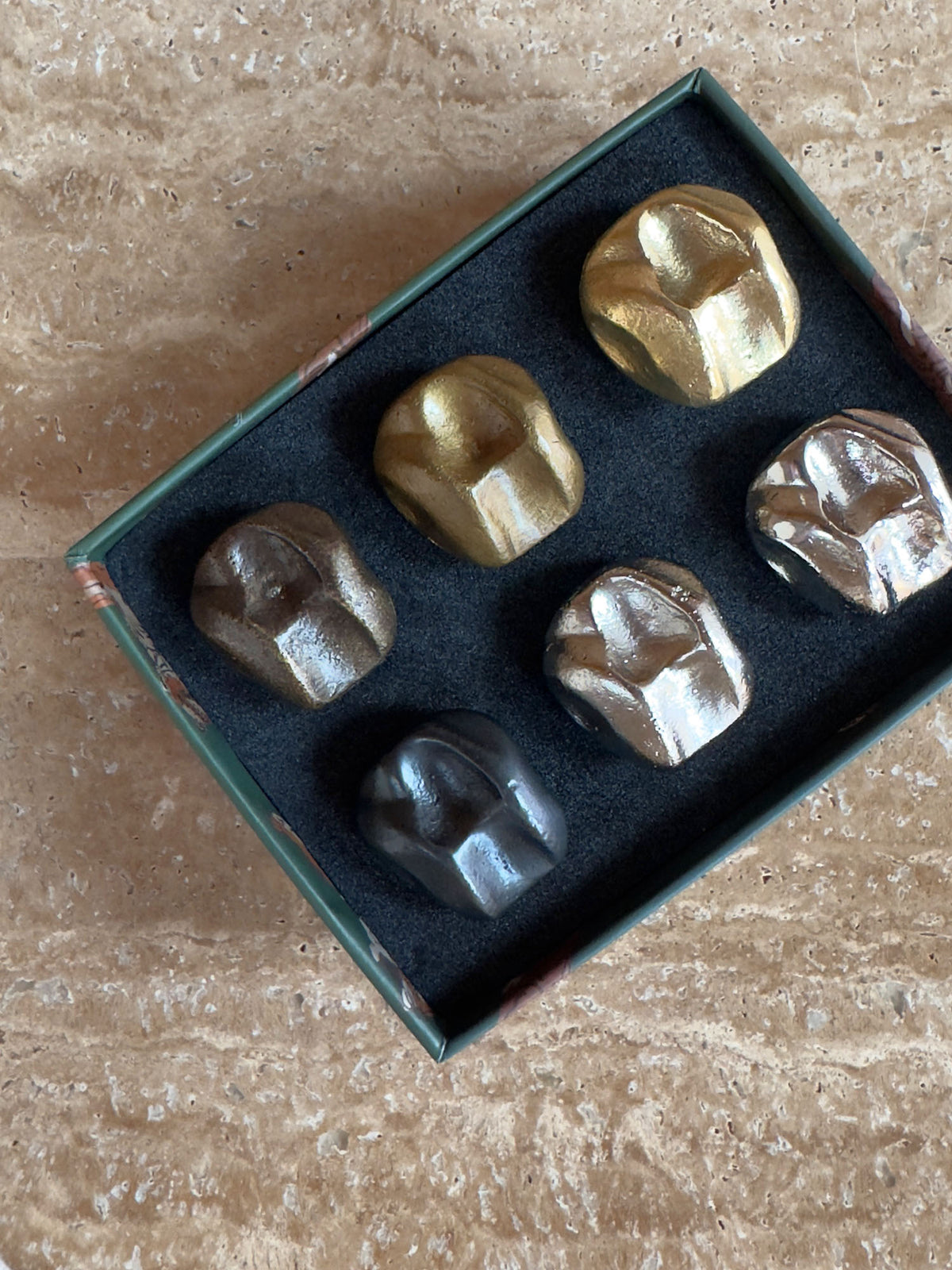 Coffret d'échantillons de boutons de meuble · 6 finitions