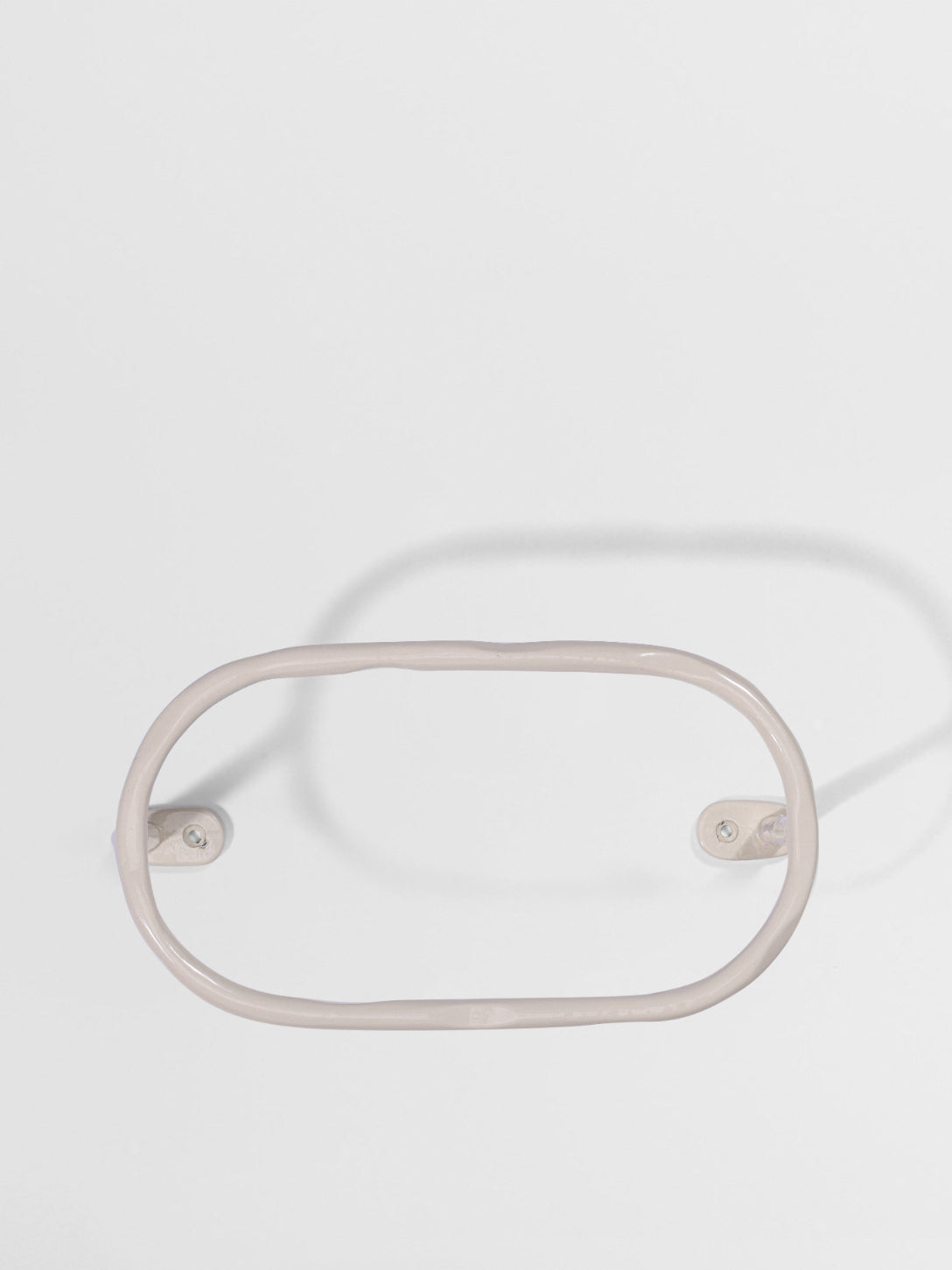 LUXURY HAND TOWEL HOLDER Forme N°11 - Color Options — alternate angle | Mi&Gei Hardware Design Studio | Solid Brass
