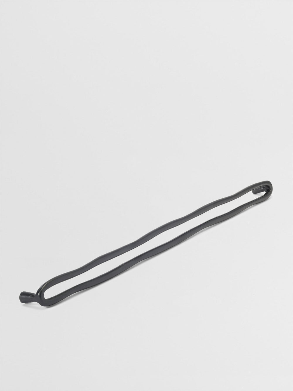 LUXURY CLOSET BAR PULL Forme N°24 - Centers 17.5″ in Carbon Black finish | Mi&Gei Hardware Design Studio | Solid Brass