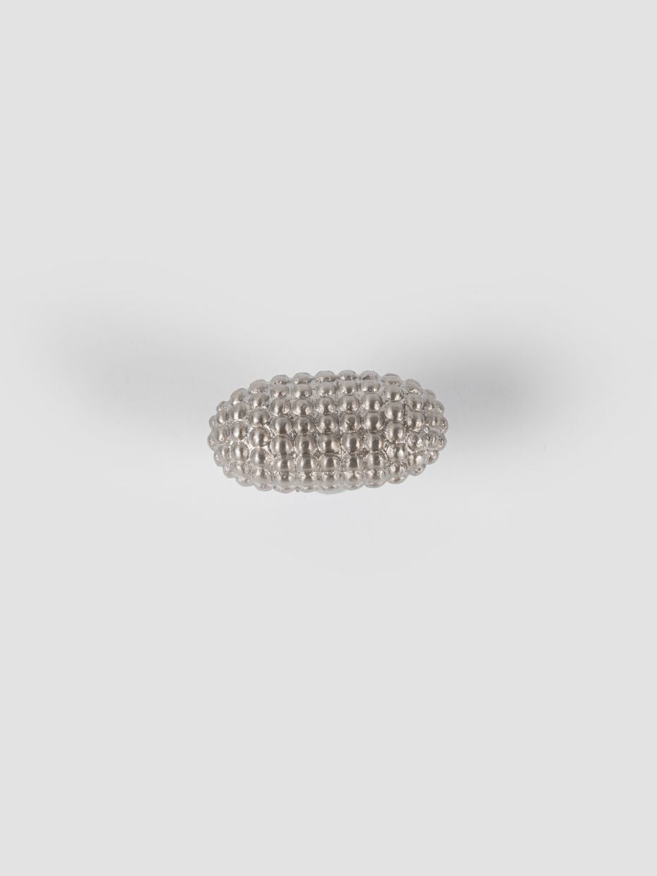 Bouton de meuble Art nouveau en laiton artisanal