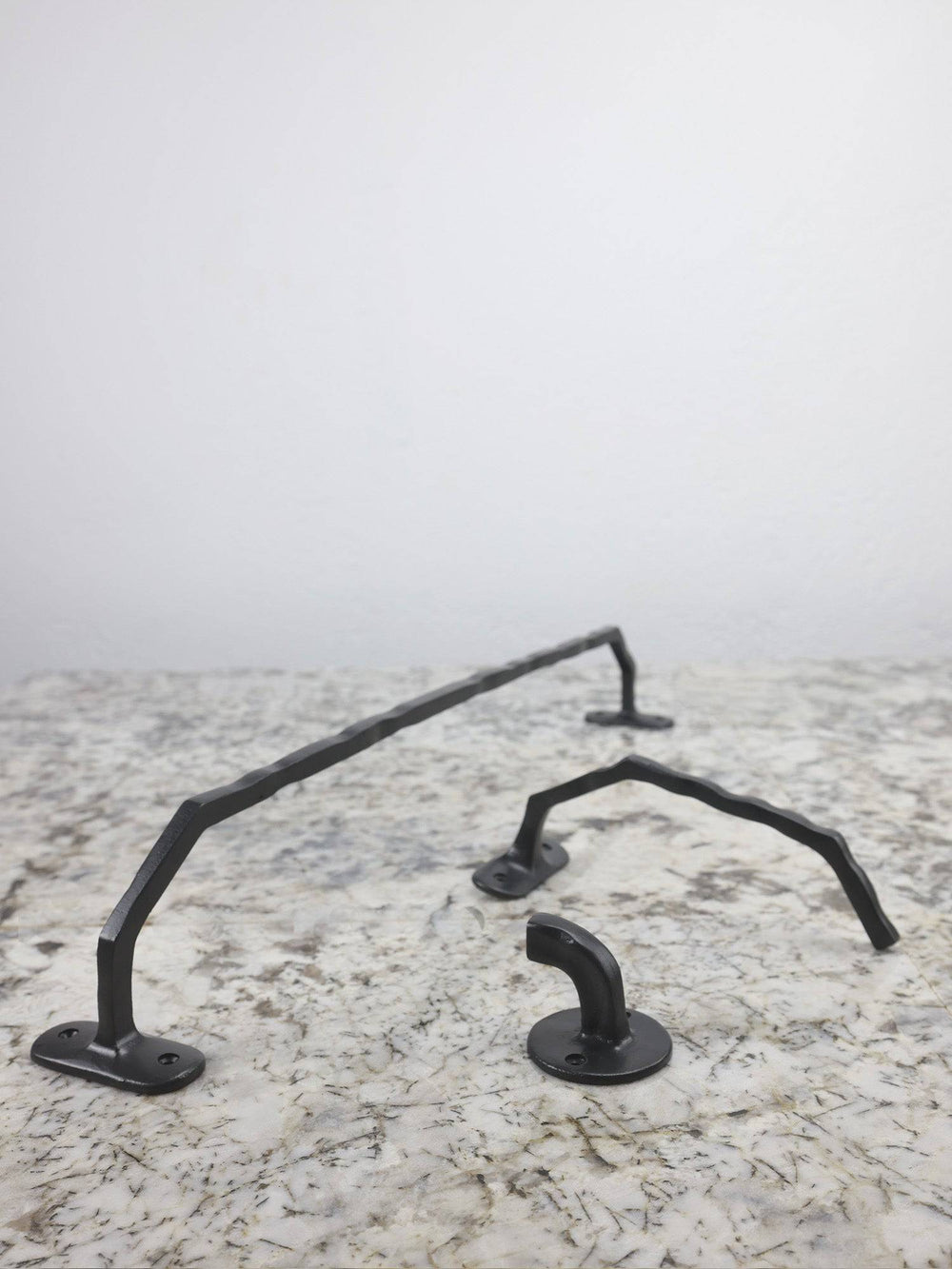 The Everyday Elegance Pack in Carbon Black finish | Mi&Gei
