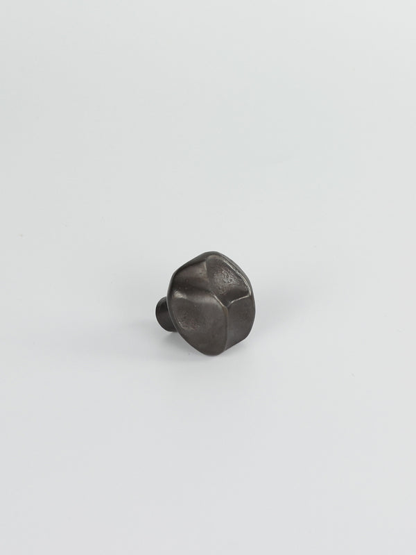 kitchen cabinet knob after installation