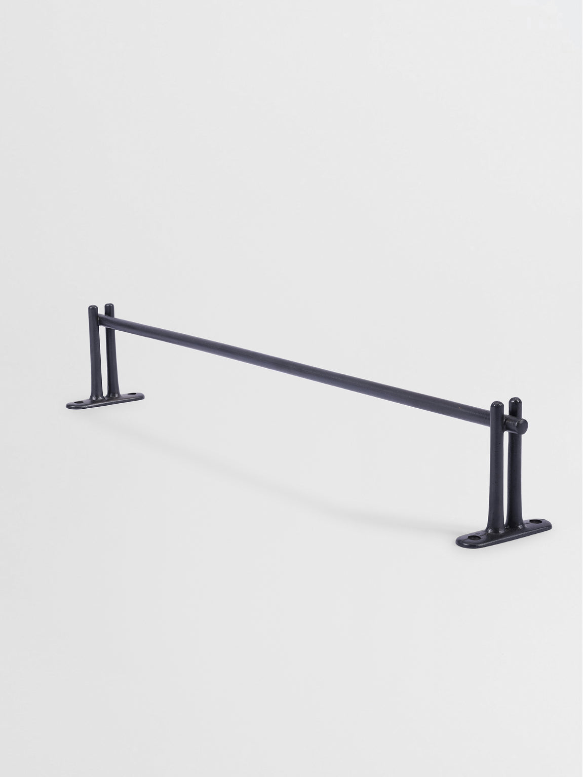 TOWEL BAR 18″ Forme N°16 in Carbon Black finish | Mi&Gei