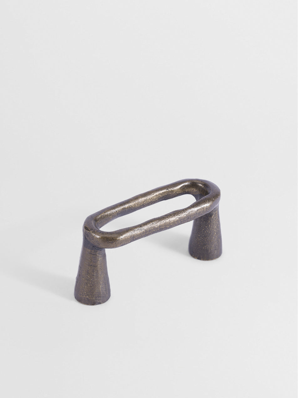 CABINET AND DRAWER PULL Forme N°21 - Centers 1.8″ in Bronze finish | Mi&Gei