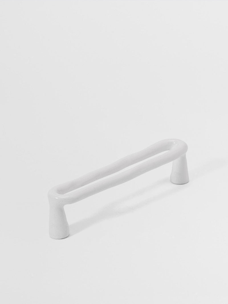 POWDER COATED CABINET PULL N°22 - Centers 4.13″