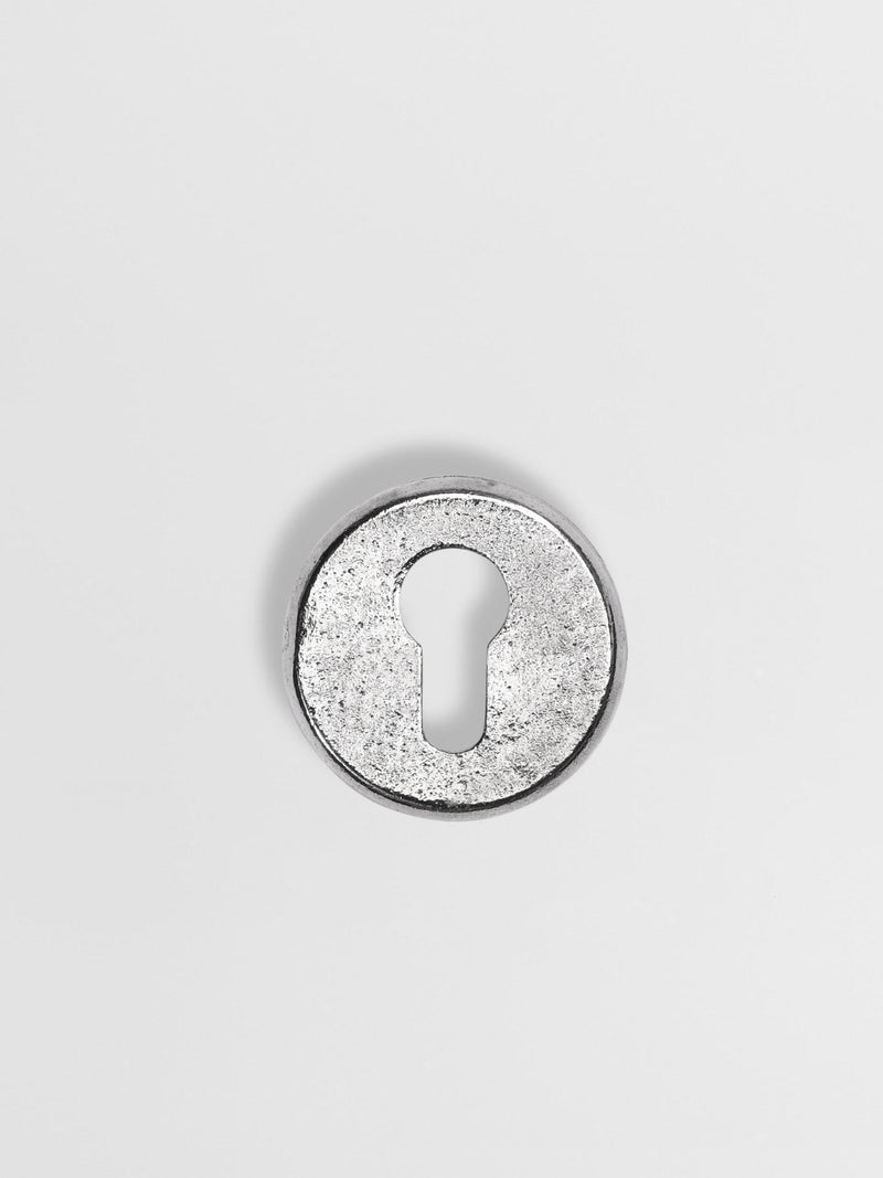 KEY ESCUTCHEON Y - DOOR HANDLES N25 & N26