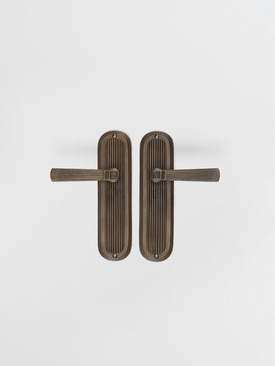 PASSAGE DOOR LEVER SET Forme N°28 in Bronze finish | Mi&Gei