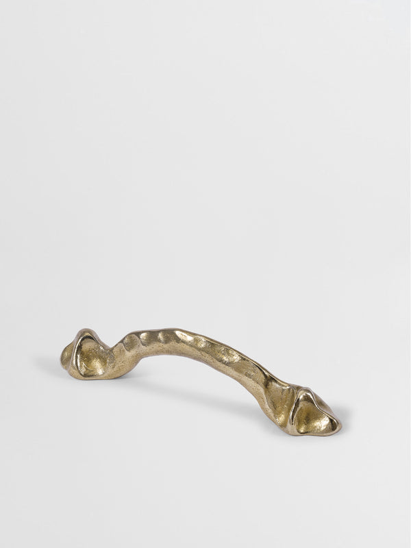 CABINET & DRAWER PULLS Forme N°29 - Centers 4.40 inches