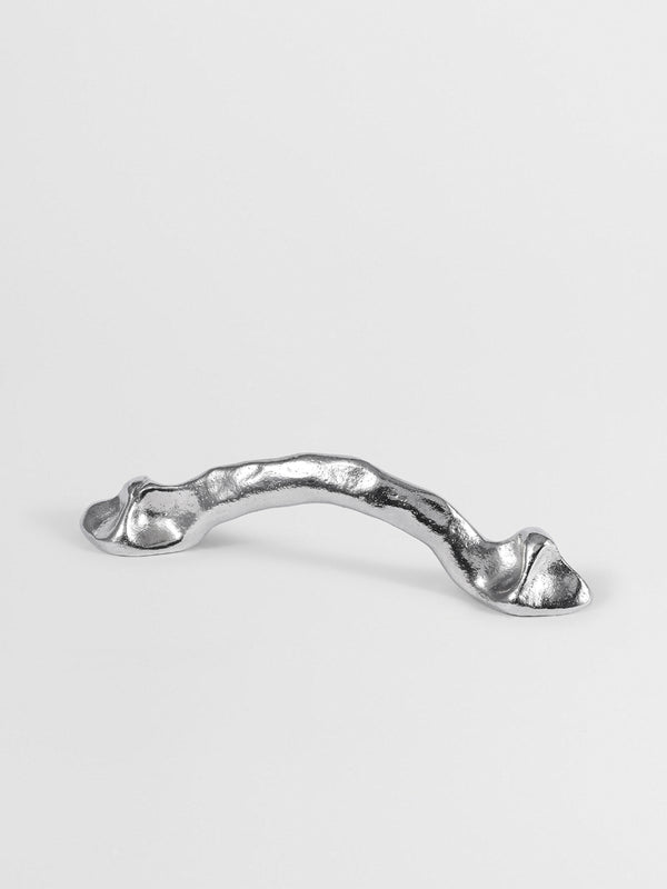 CABINET & DRAWER PULLS Forme N°29 - Centers 4.40 inches