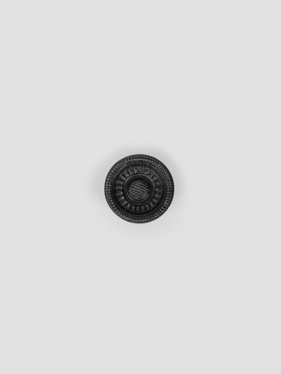 Bouton de meuble Empire en laiton massif